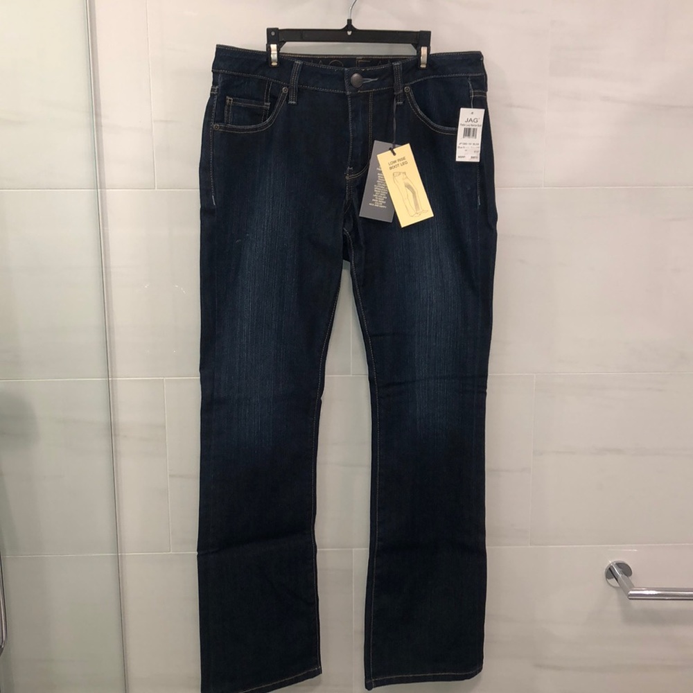 Jag Jeans - Lucy - Boot Cut - CUTE BACK POCKET
